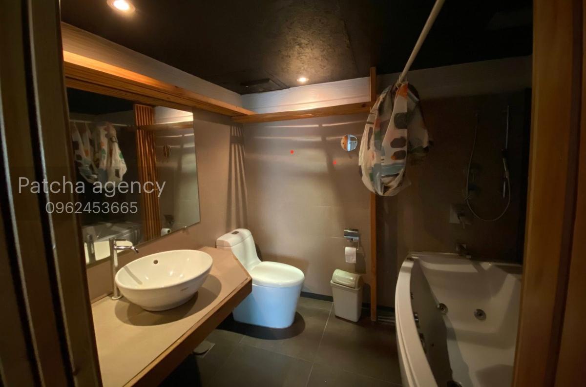 picture Baan Onnut. 3bed 216sqm. Line id: @pfagent - 13/17