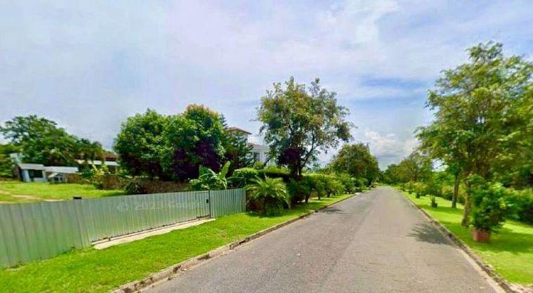 picture Beautiful land for sale in Phoenix Golf Course, Pattaya, Na Jomtien, Chonburi - 2/5