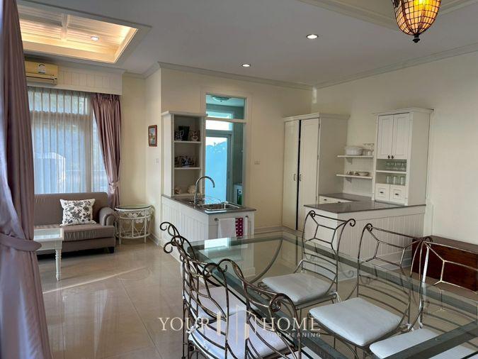 รูป บ้านที่อบอวลด้วยความอบอุ่น…และความหรูหราในทุกมุม : หมู่บ้านคาซาลูน่า 3 ห้องนอน 4 ห้องน้ำ พื้นที่ดิน 79 ตรว. - รูปที่ 13/26