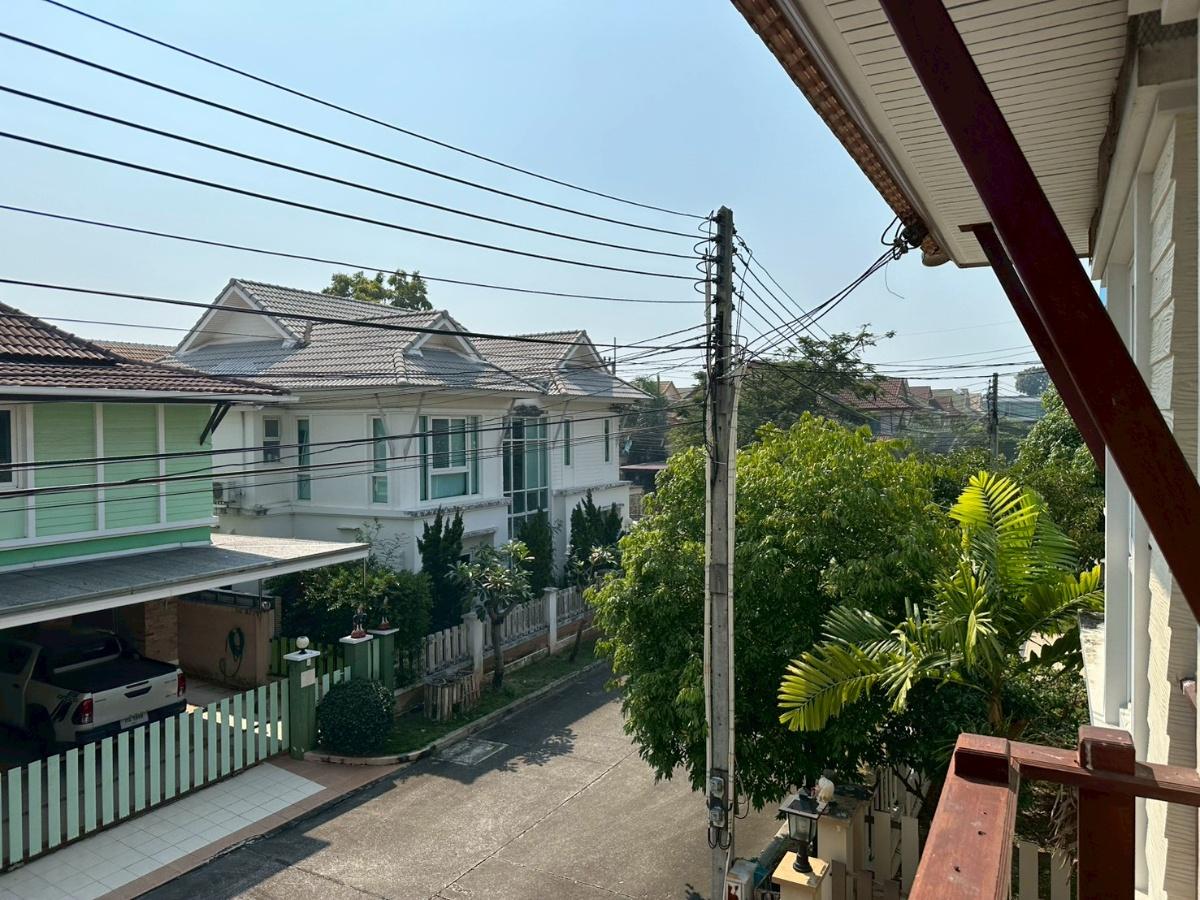 รูป For Sale : หมู่บ้านคาซาลูน่า (Casalunar) สภาพนางฟ้า พร้อมเปิดให้ชมแล้วค้าบ : 3 ห้องนอน 3 ห้องน้ำ 64 ตรว. - รูปที่ 15/25