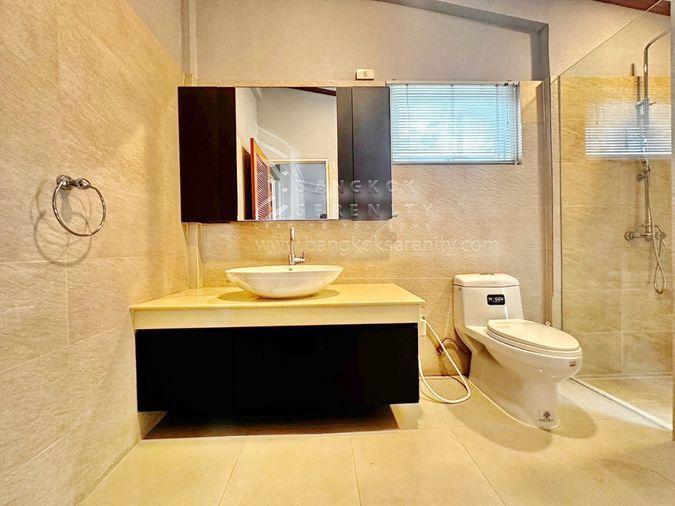 รูป บ้านเช่าพร้อมสระว่ายน้ำ ศูนย์วิจัย ใกล้ โรงพยาบาล รุงเทพ - รูปที่ 10/32