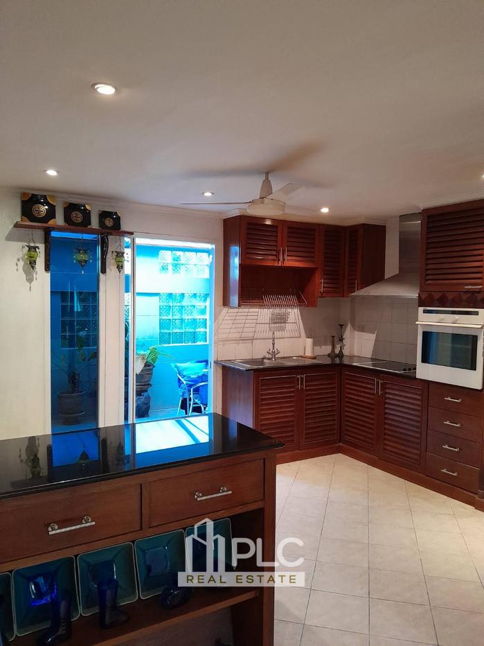 picture Three-Storey Townhouse for Sale – Pratumnak Pattaya - 8/8