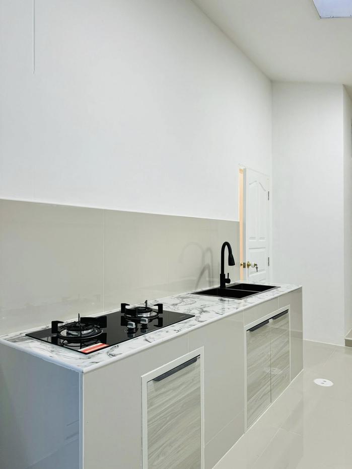 picture Spacious 3-Bedroom Pool Villa for Rent in Nern Plubwan - 8/17