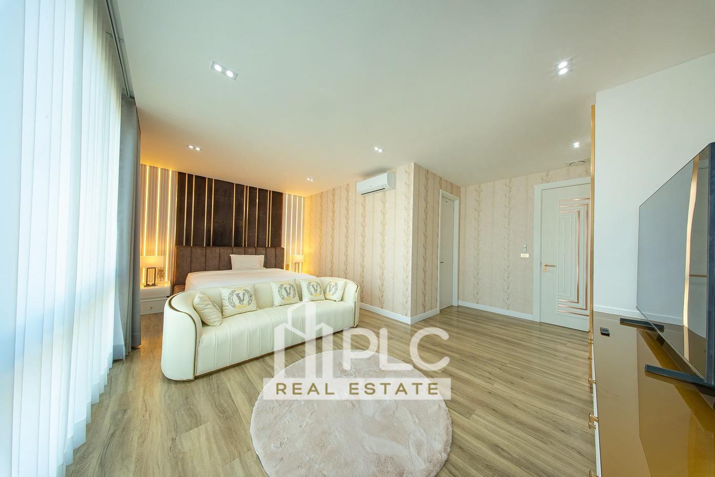 รูป 7 Beds Luxury Pool Villa in Na Jomtien for Sale - รูปที่ 20/23