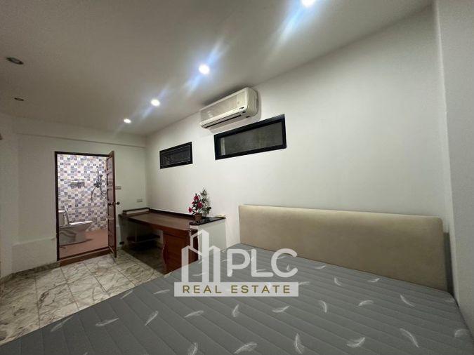 picture 7-Bedroom Pool Villa for Rent in Thappraya - 8/13