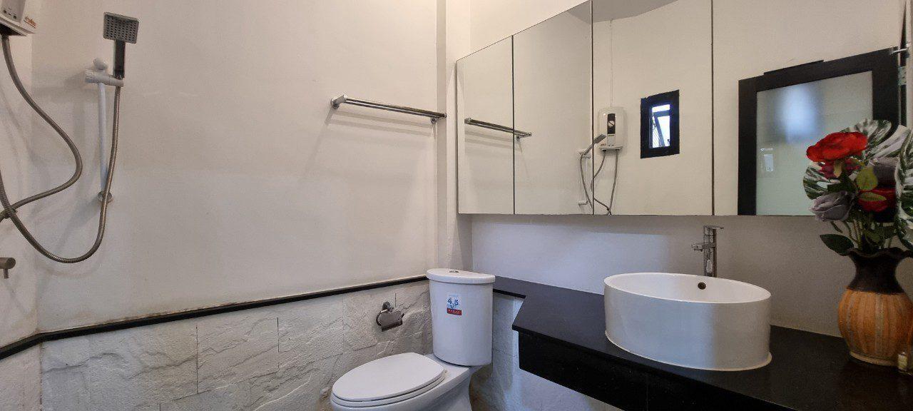 picture Pool Villa in Jomtien 4 Bedrooms for Rent - 16/17