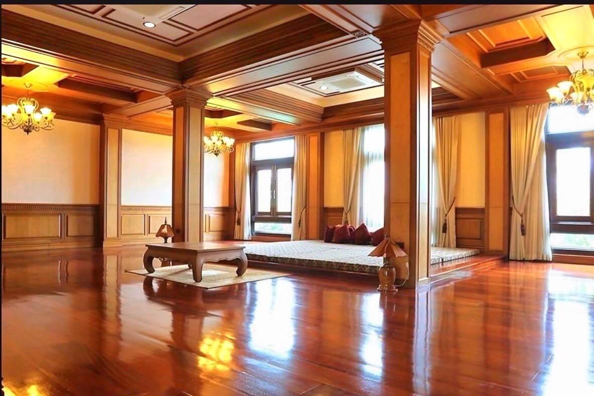 picture Luxury Mansion for Sale – Sriracha - 12/21