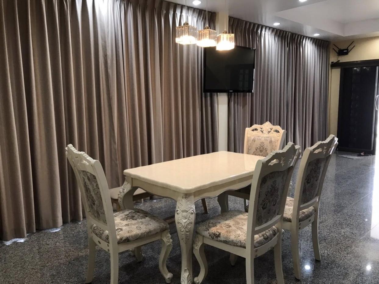 picture 4 Bedrooms Pool Villa in Thepprasit road - 4/10