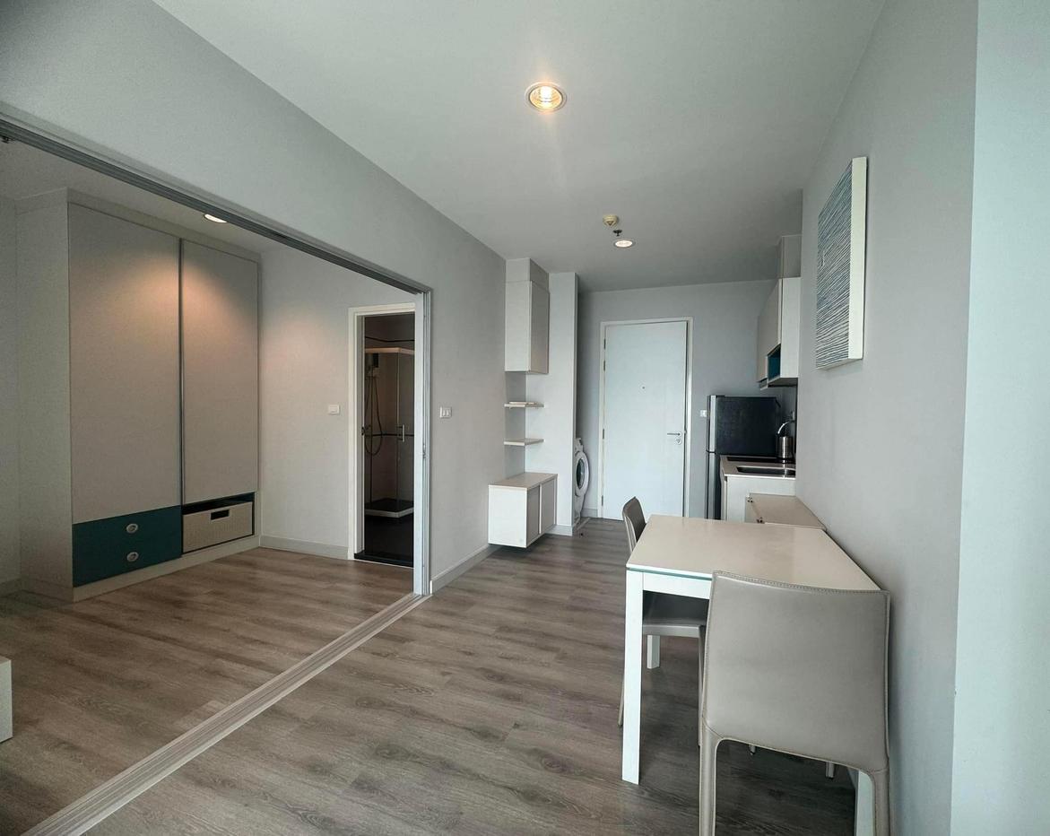 picture 1 Bedroom Centric Sea Condo for Sale - 1/5