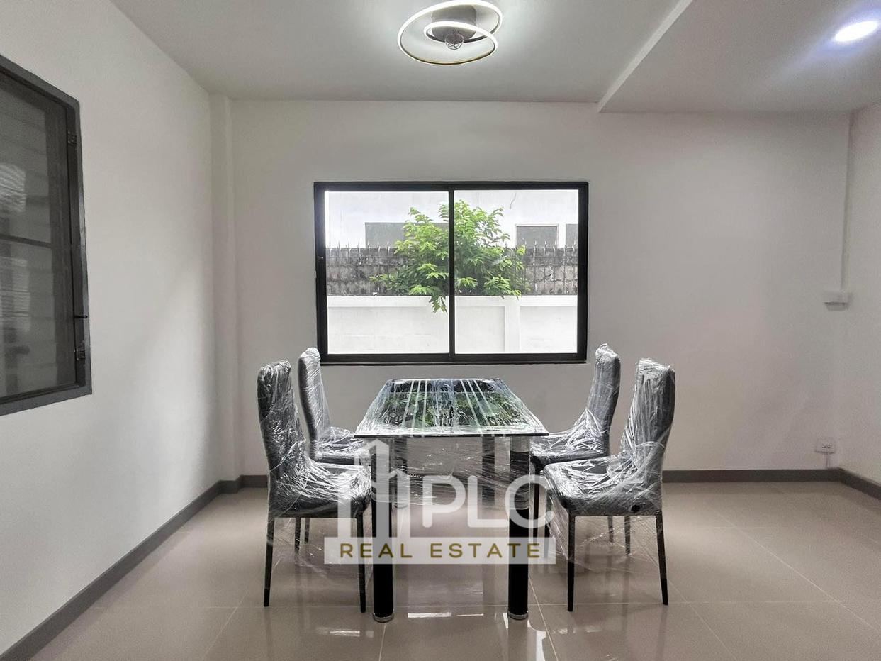 รูป 2-Storey House for Sale in East Pattaya - รูปที่ 4/11