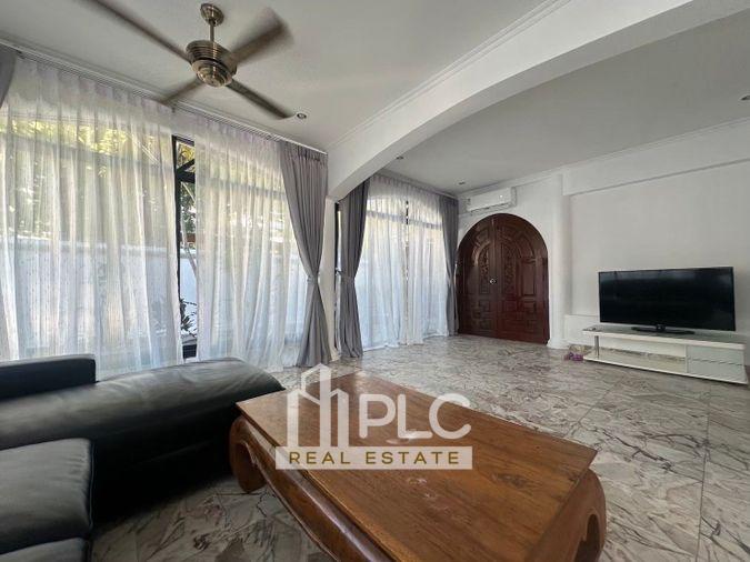 picture 7-Bedroom Pool Villa for Rent in Thappraya - 2/13