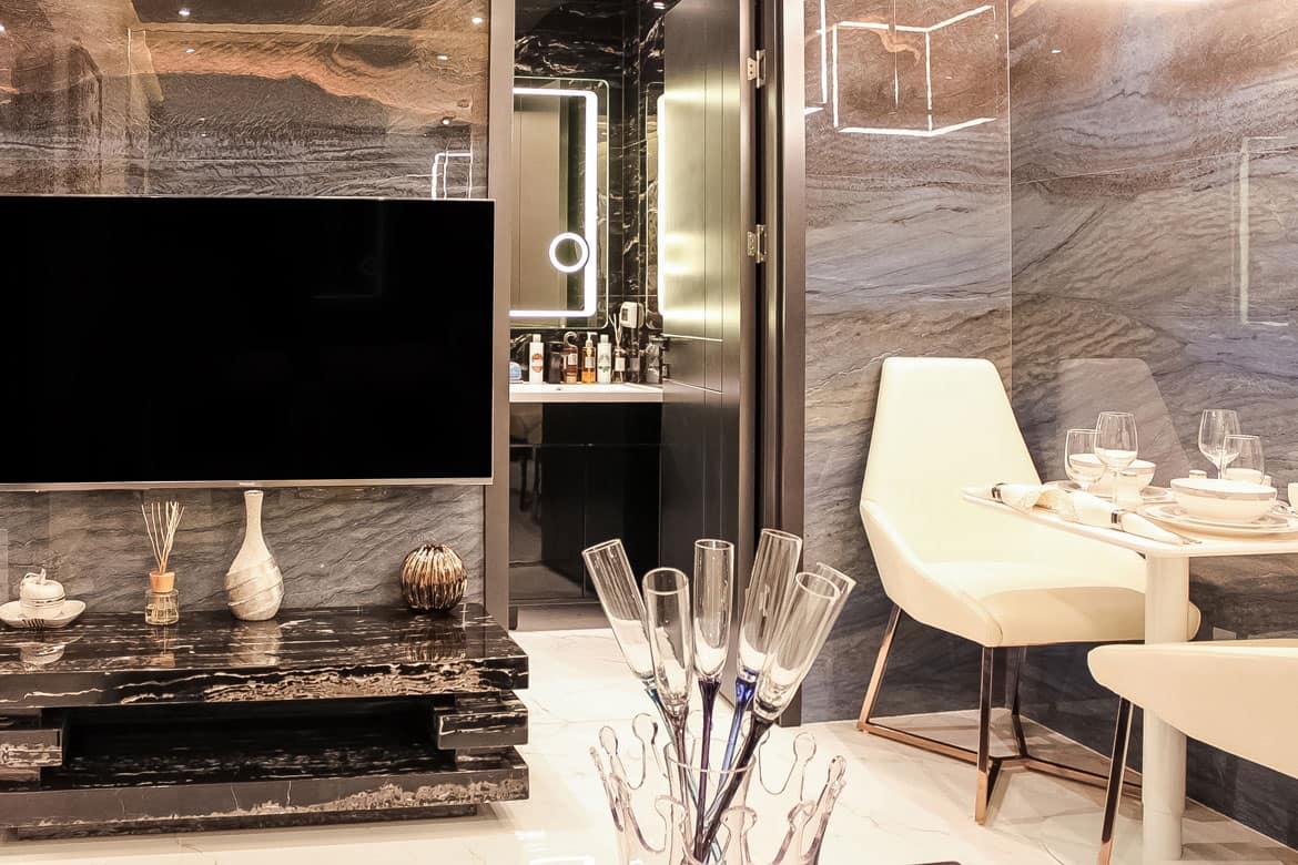 picture 1 Bedroom Grand Solaire for Sale - 2/5