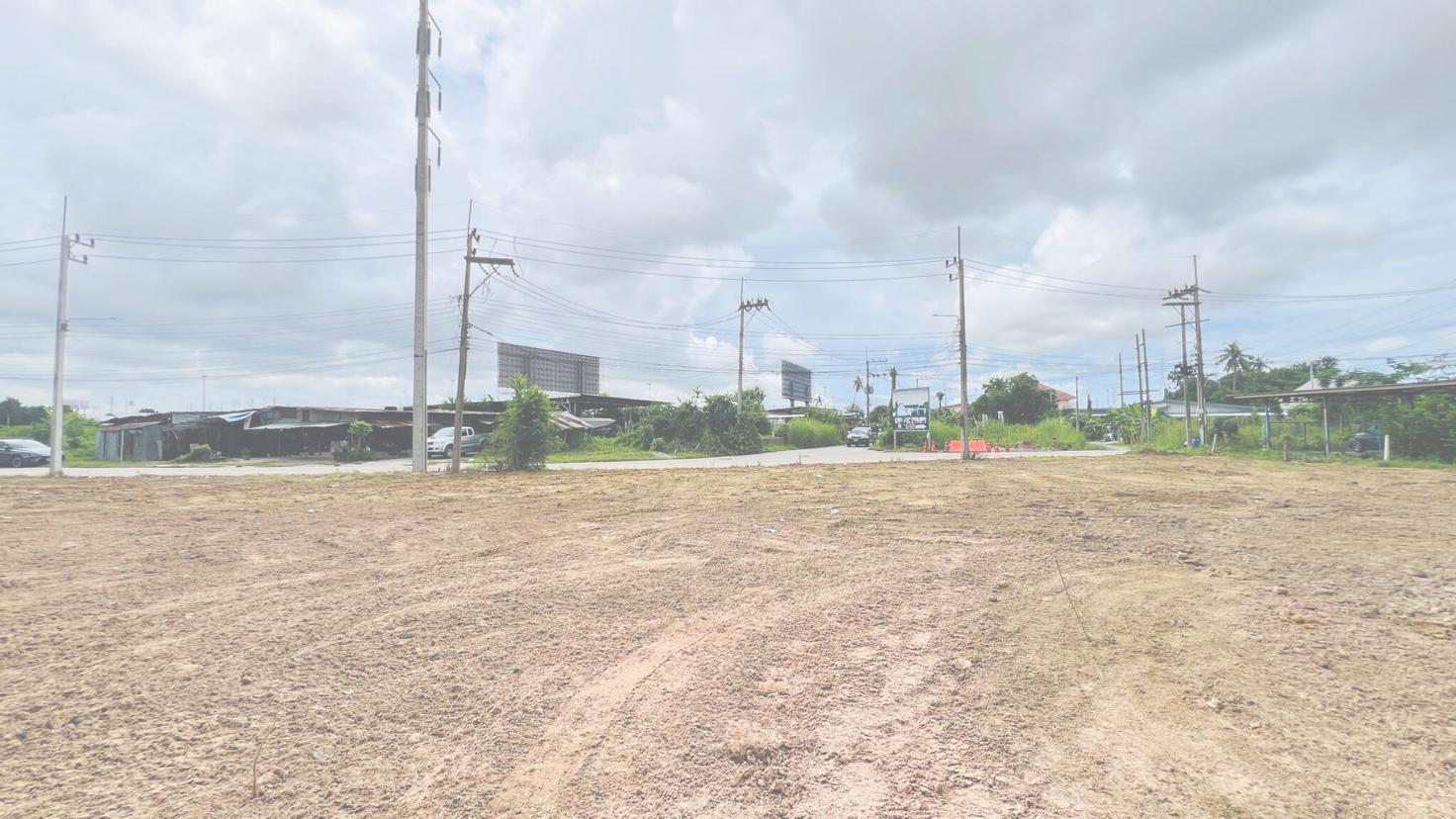 รูป Land for Sale in East Pattaya – Ideal for Pool Villa Development - รูปที่ 4/5