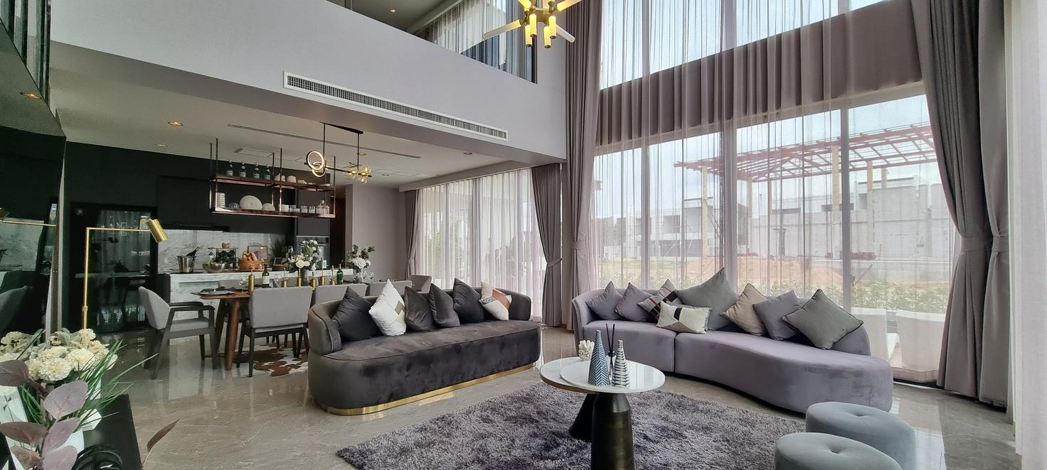 รูป Luxury 4-Bedroom Pool Villa for Sale in Thung Klom-Tan Man - รูปที่ 3/19