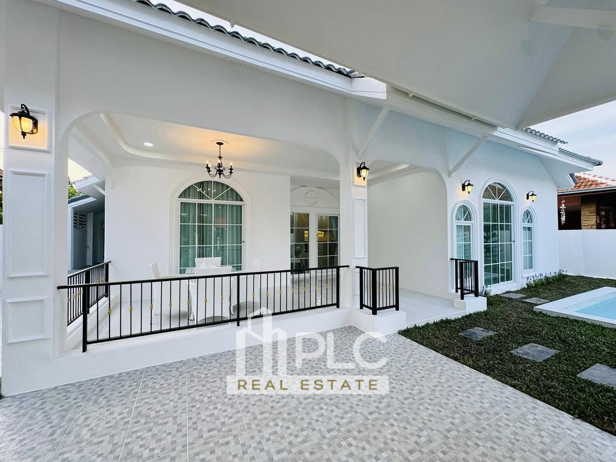 picture Spacious 3-Bedroom Pool Villa for Rent in Nern Plubwan - 16/17