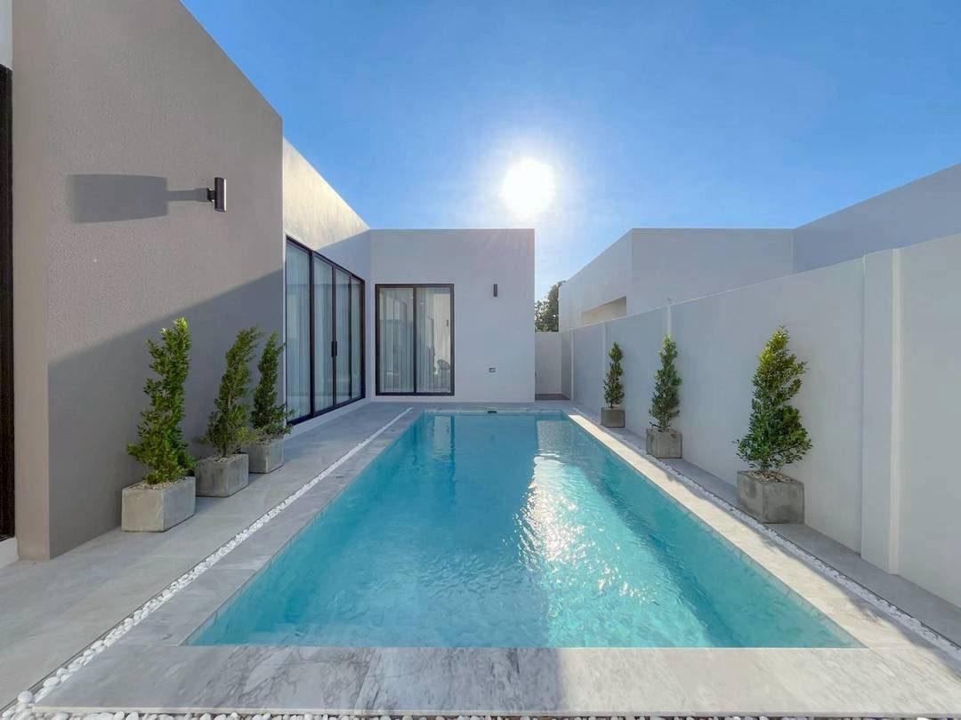 รูป Modern Luxury 3-Bedroom Pool Villa for Sale – Mabprachan - รูปที่ 1/10