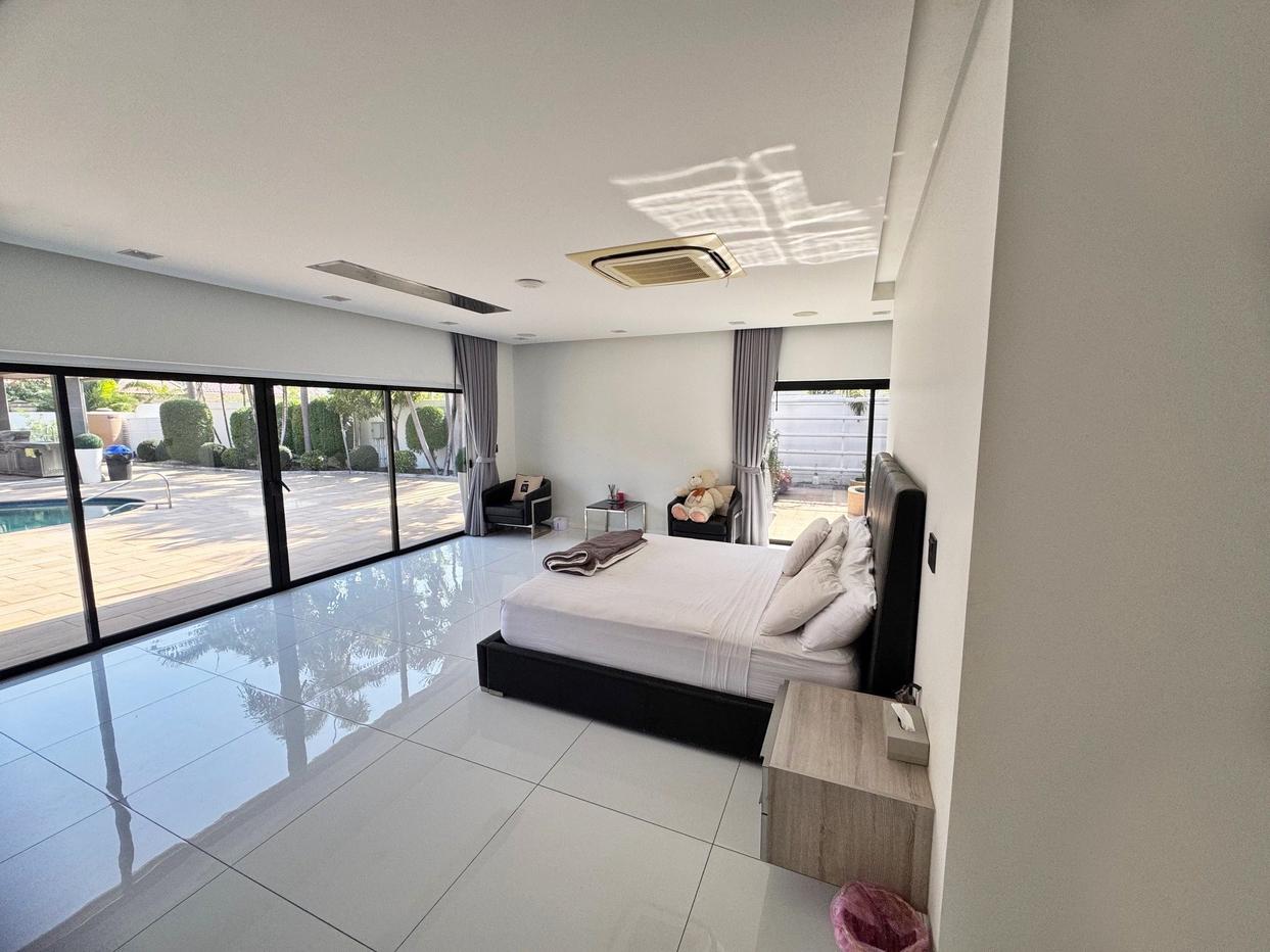 รูป 6 Bedrooms Pool Villa in Jomtien for Sale - รูปที่ 6/16