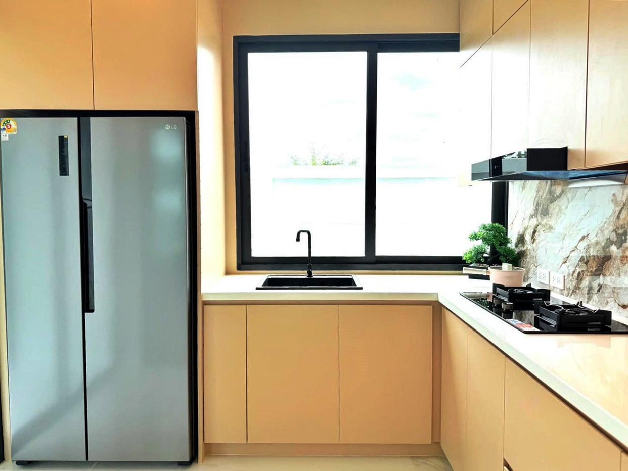 picture 5 Bedrooms Pool Villa in East Pattaya for Sale - 7/18