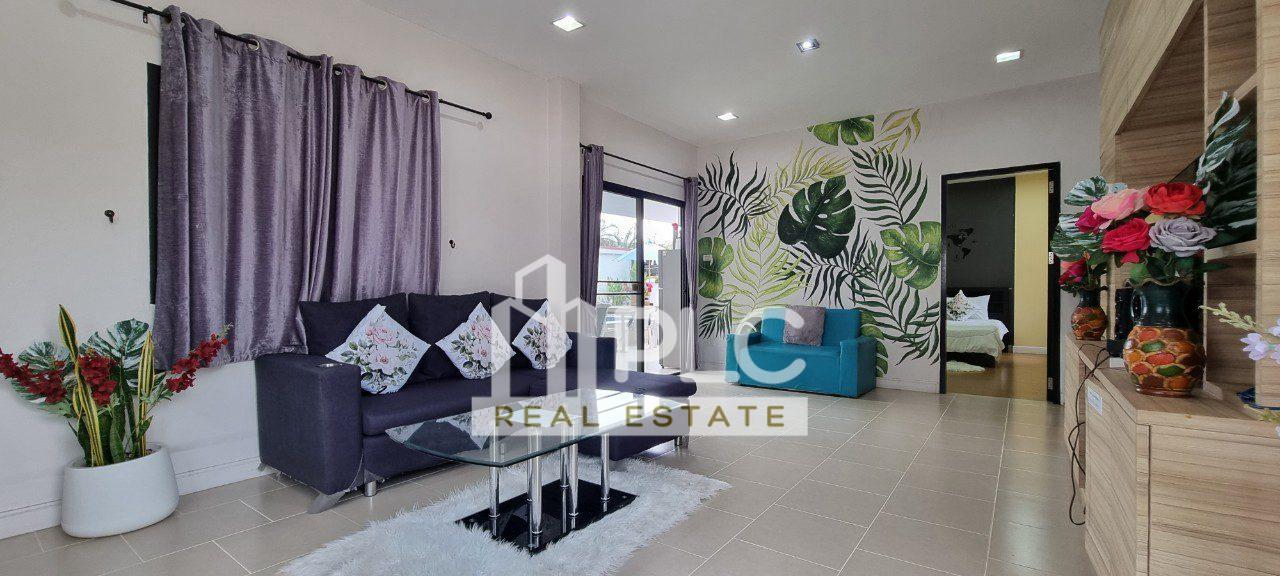 picture Pool Villa in Jomtien 4 Bedrooms for Rent - 6/17