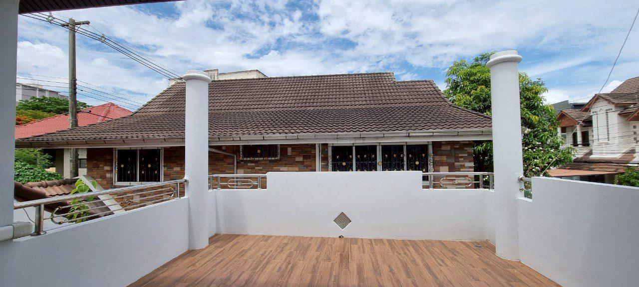 picture Spacious 4-Bedroom House for Rent in Central Pattaya - 19/20