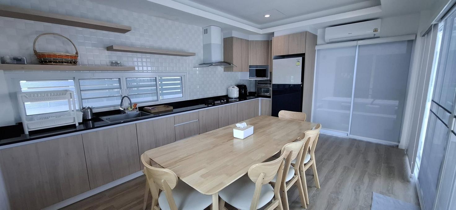 รูป 4 Bedrooms Pool Villa in East Pattaya For Sale - รูปที่ 5/12