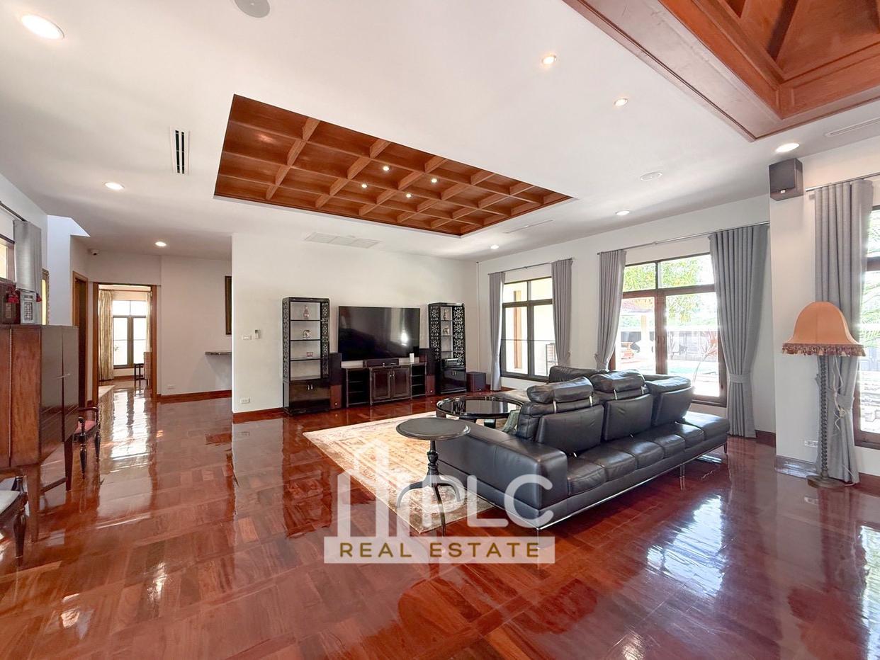 รูป Luxury 5-Bedroom Pool Villa in Na Jomtien, Pattaya - รูปที่ 5/16