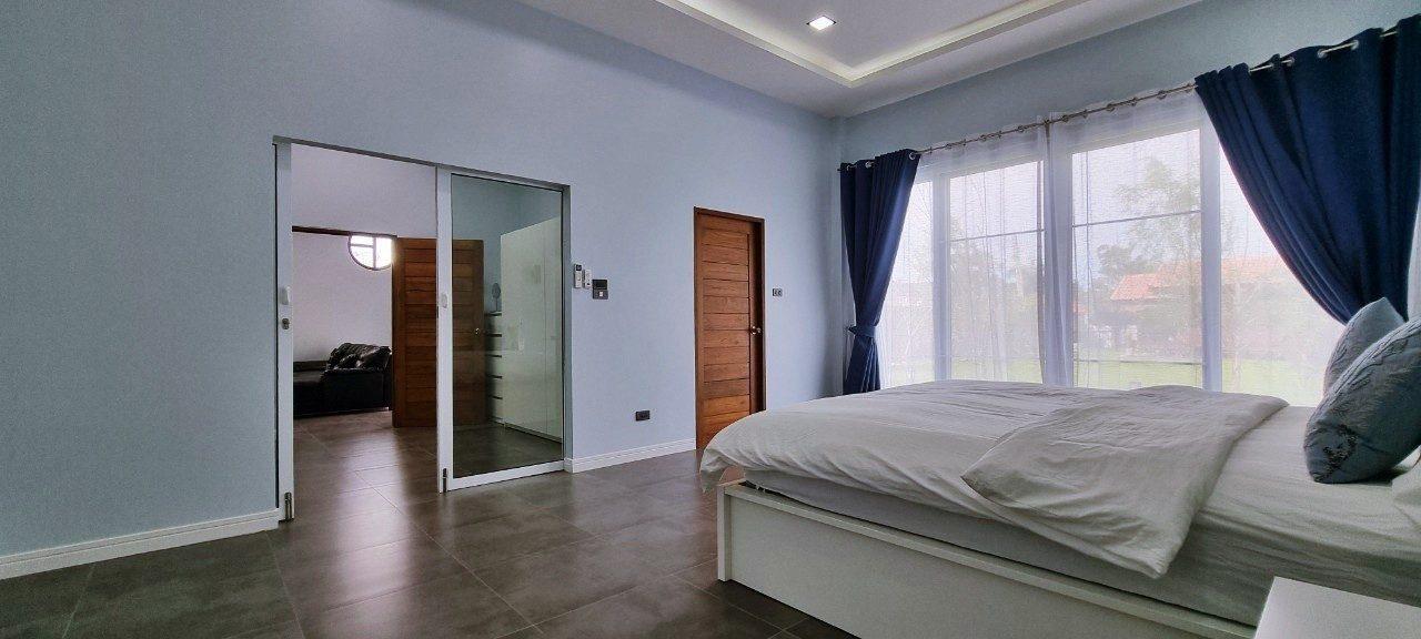 รูป 3 Bedrooms Single House for Sale in East Pattaya - รูปที่ 19/29