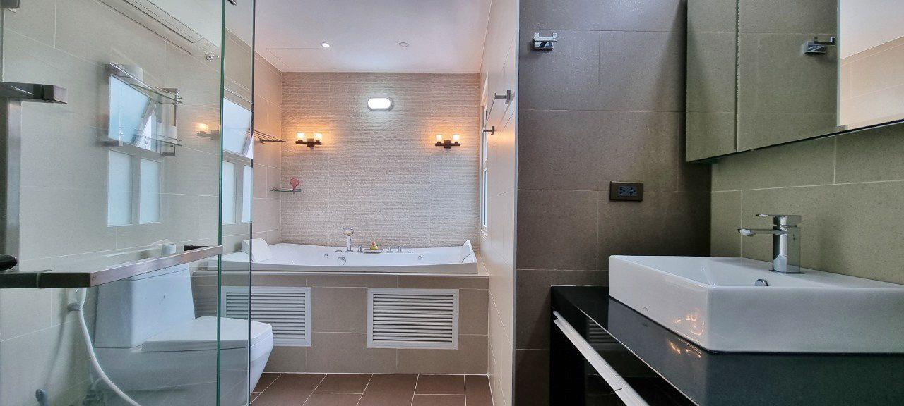 รูป Baan Haad Uthong in Pratumnak for Sale - รูปที่ 17/22