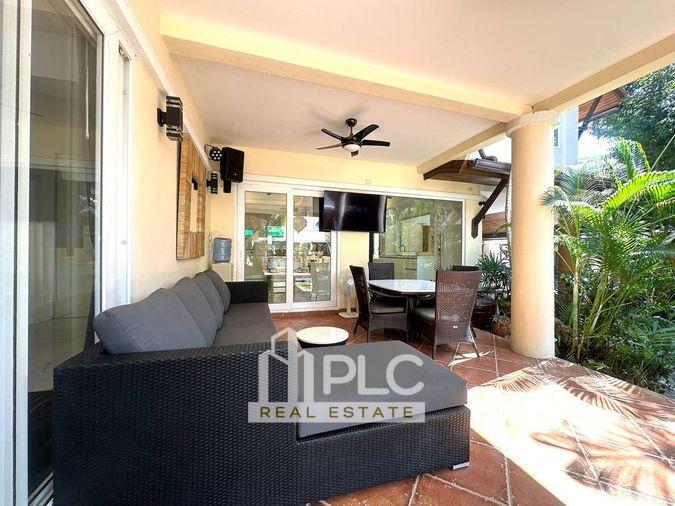 picture Luxury Pool Villa for Sale – South Pattaya - 2/16