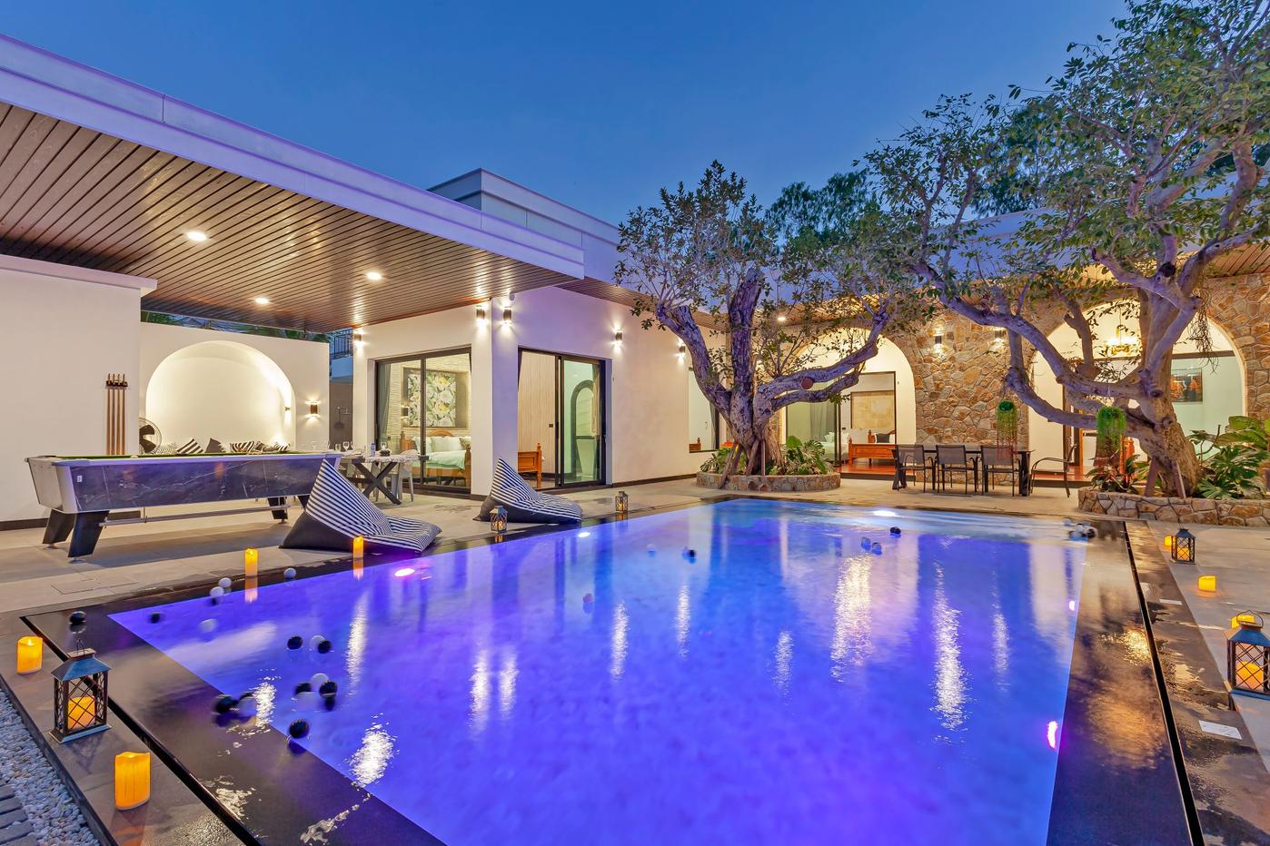 รูป 5 Bedrooms Pool Villa in Huay Yai for Rent - รูปที่ 1/24