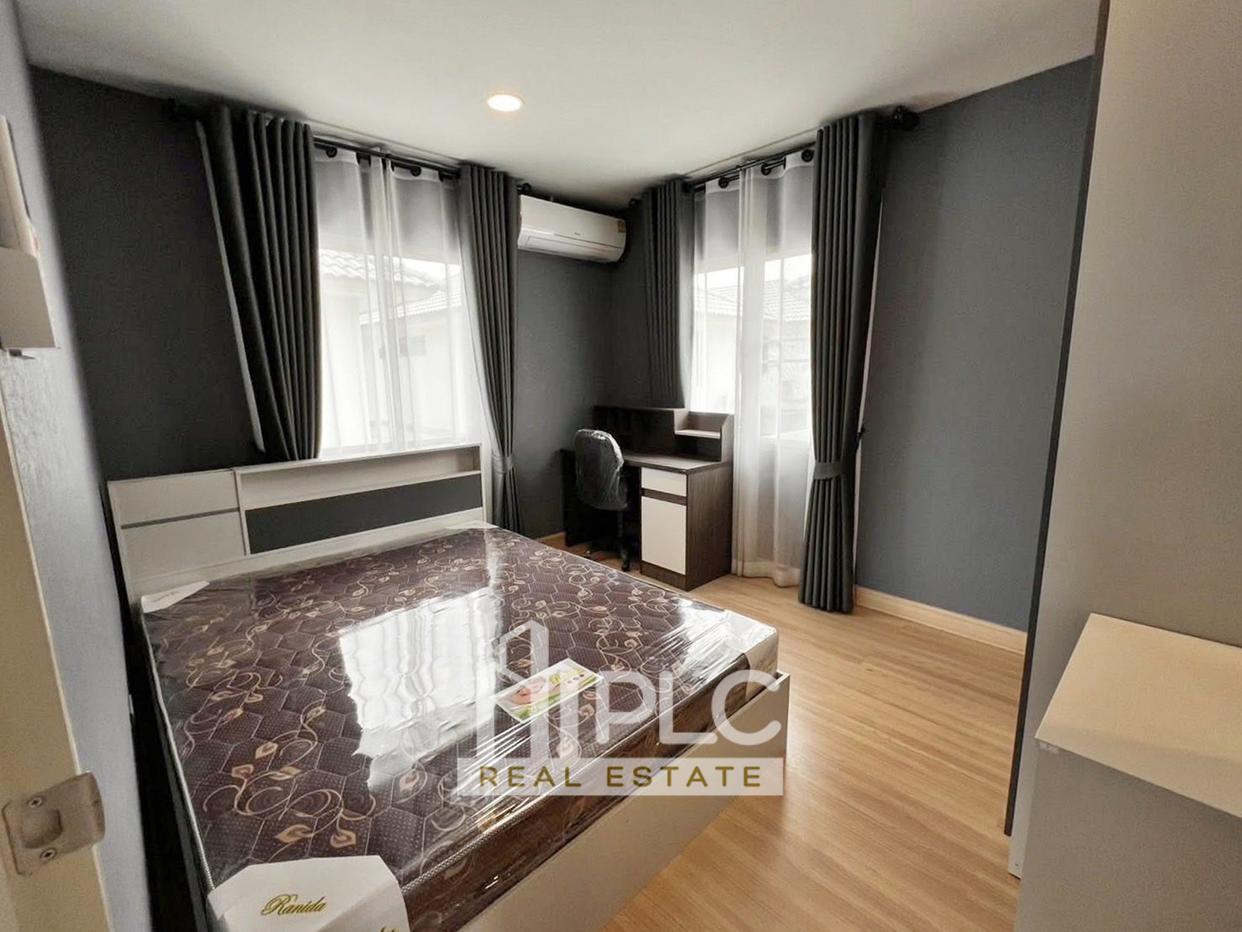 รูป 3 Bedrooms Modern House in East Pattaya for Rent - รูปที่ 4/8