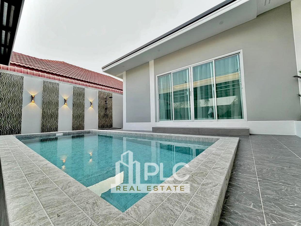picture Pool Villa in Huay Yai 3 Beds for Sale - 3/16