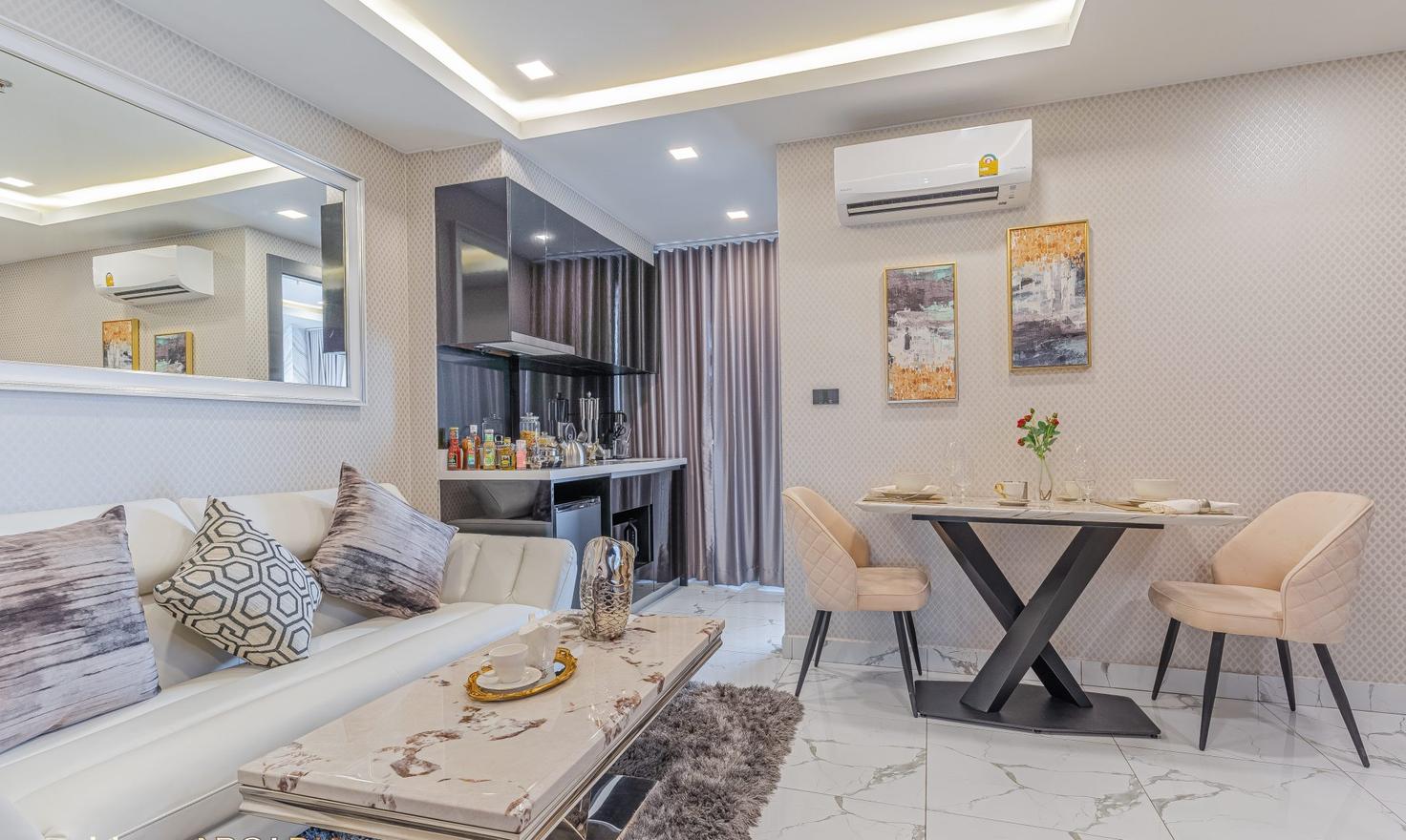 picture 2 Bedrooms Arcadia Millennium Tower for Sale - 3/10
