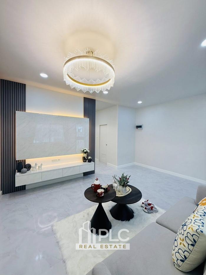 รูป 2-Storey Townhouse for Sale in Siam Country Club - รูปที่ 9/18