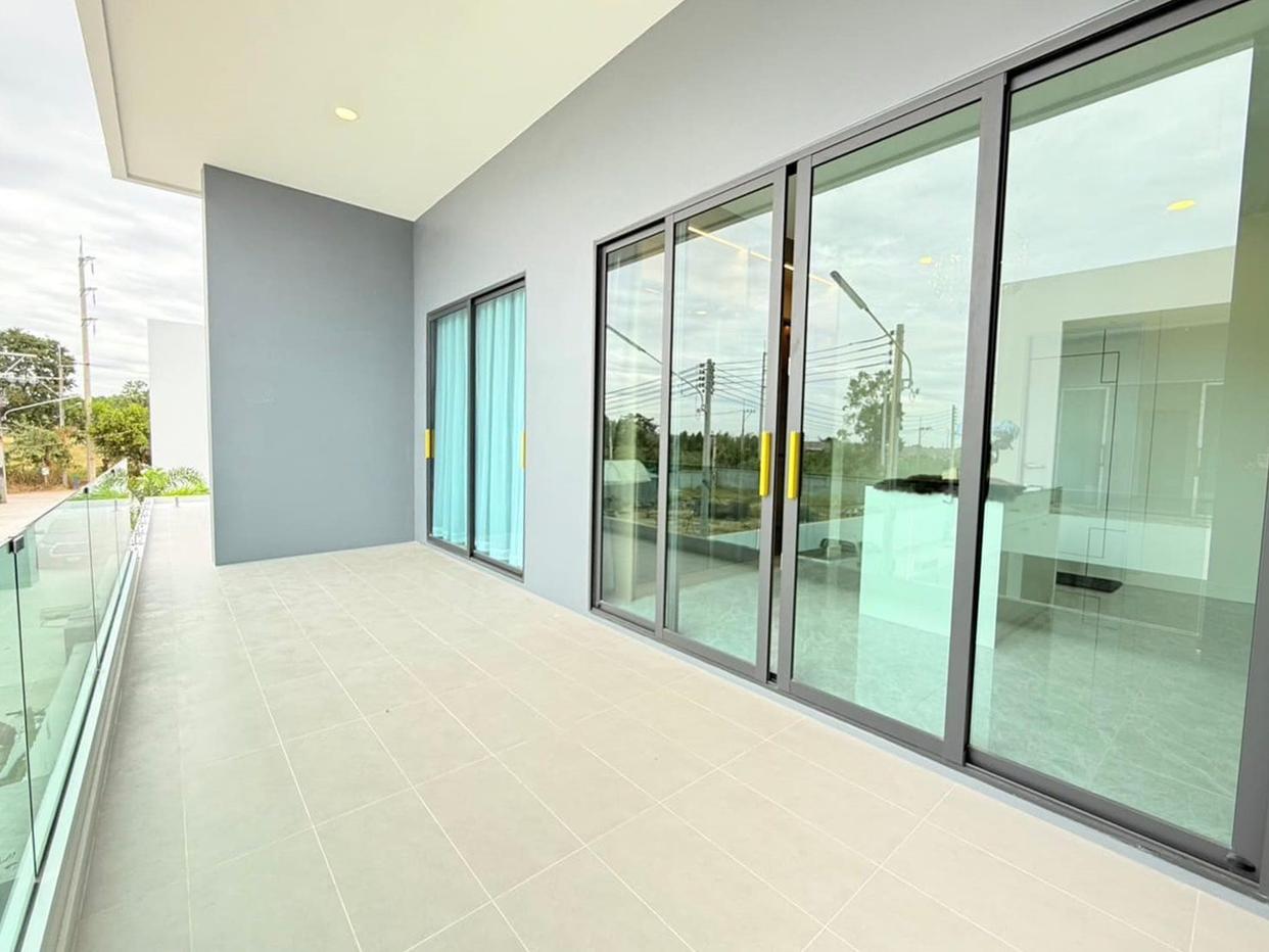 picture 5 Bedrooms Pool Villa in East Pattaya for Sale - 15/18