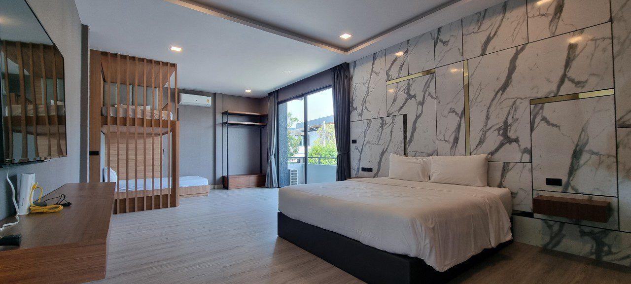 รูป Pool Villa in East Pattaya 4 Beds for Rent - รูปที่ 15/21