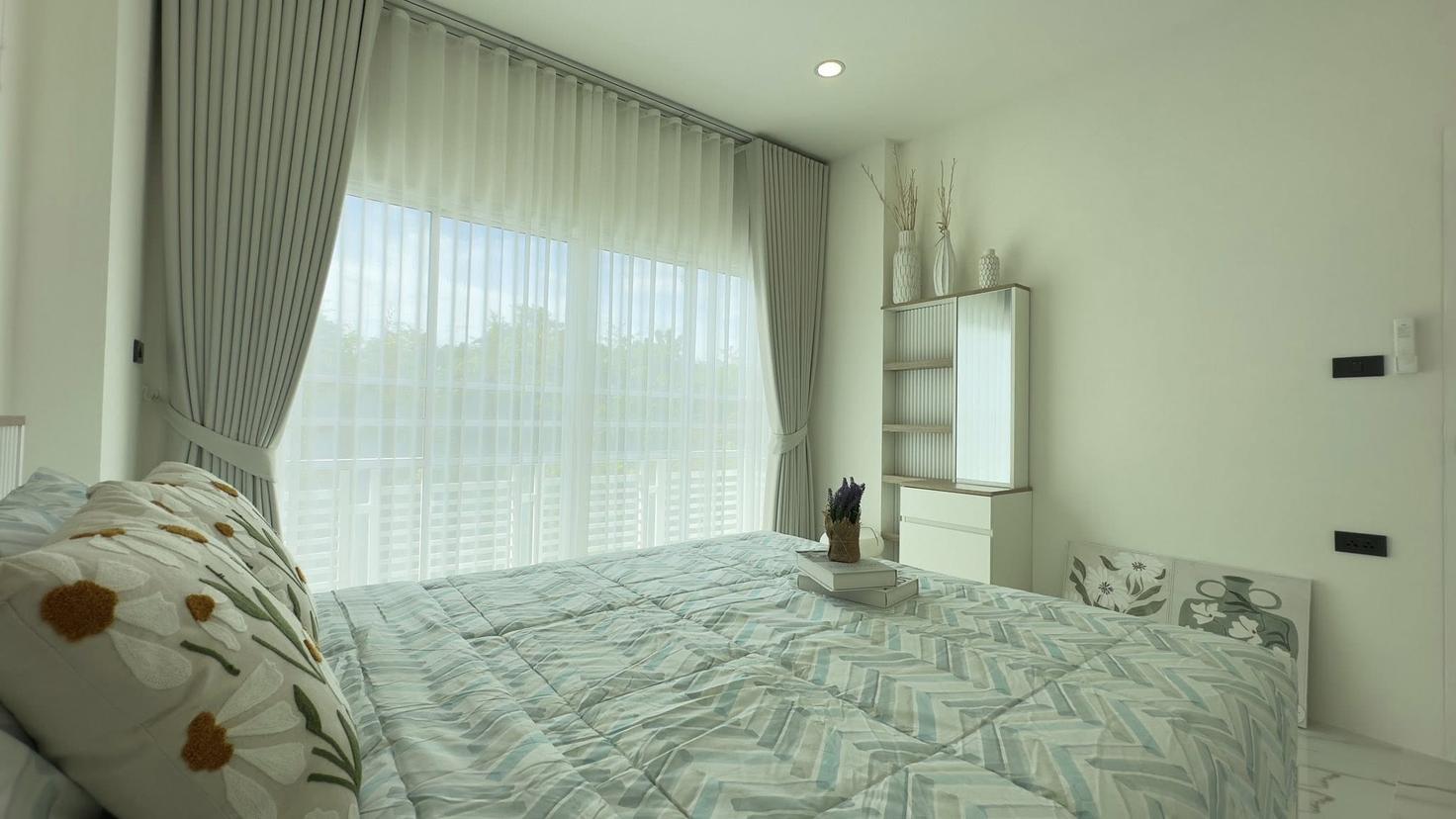 picture Modern 2-Story Single House for Sale in North Pattaya - 12/18