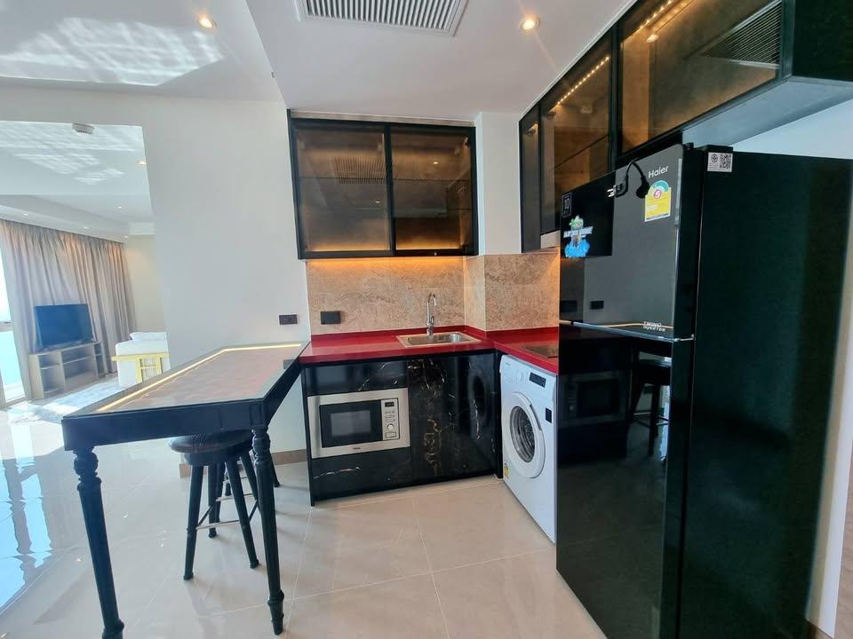รูป The Riviera Ocean Drive 2 Bedrooms for Sale - รูปที่ 1/8
