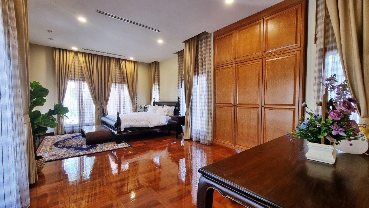 picture View Talay Marina 2 Bedrooms for Sale - 11/19