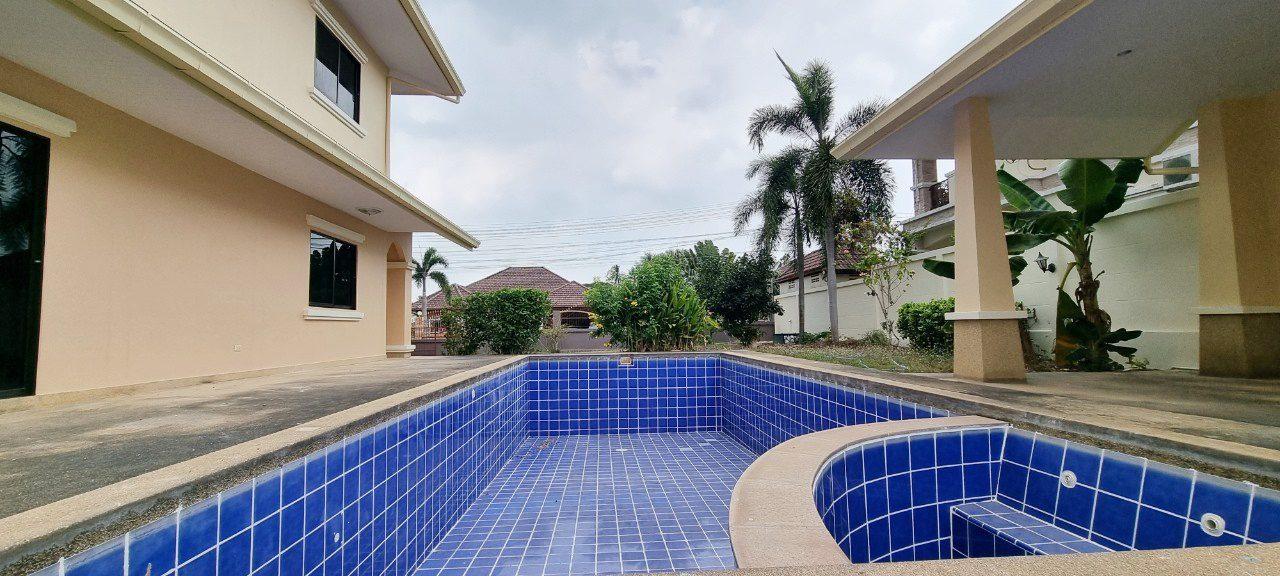 picture 5 Bedrooms House for Sale in Mabprachan - 18/23