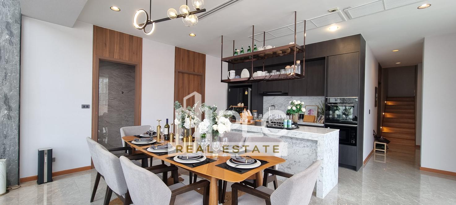 รูป Luxury 4-Bedroom Pool Villa for Sale in Thung Klom-Tan Man - รูปที่ 5/19