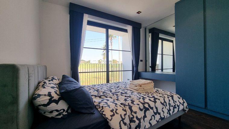 picture Pool Villa in Mabprachan for Rent - 9/25