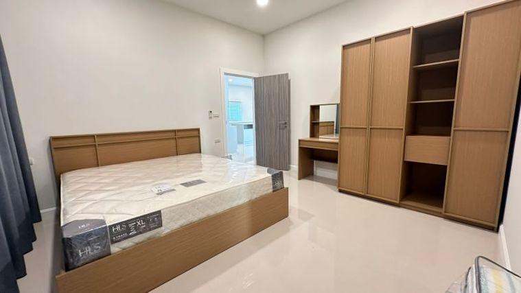 picture 3 Bedrooms Single House in Huay Yai for Sale - 5/8