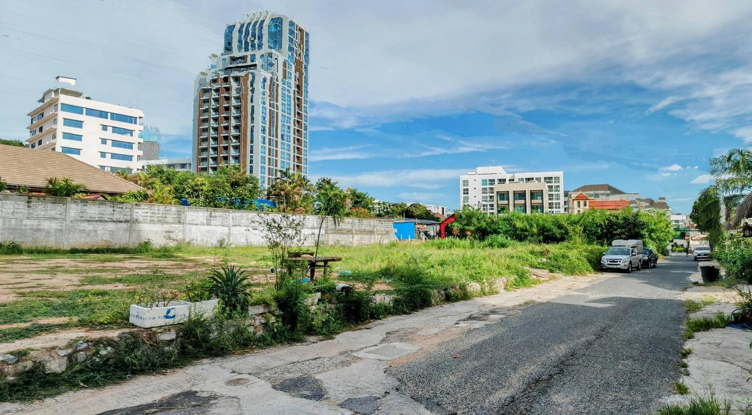 รูป Land for Sale – Prime Corner Plots in Pratumnak, Pattaya - รูปที่ 4/7