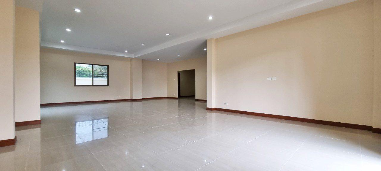 picture 5 Bedrooms House for Sale in Mabprachan - 3/23