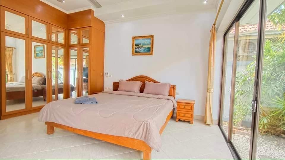 picture 3 Bedrooms Pool Villa in Jomtien for Sale - 6/8