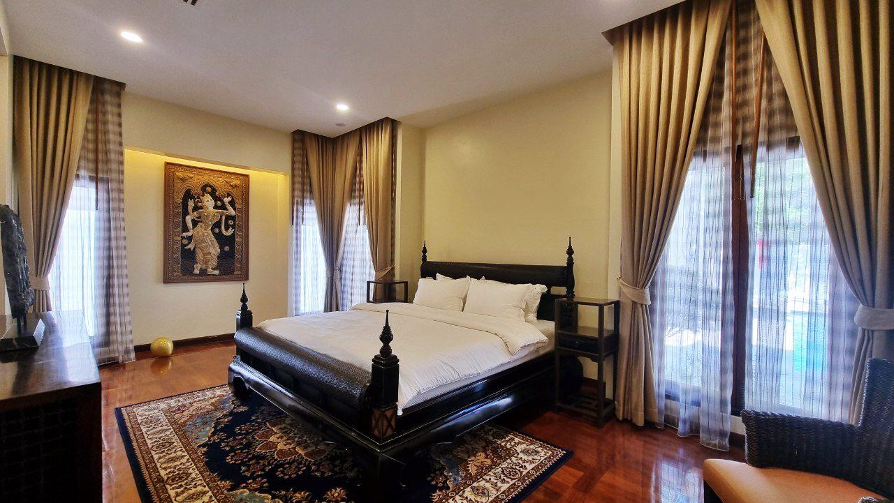 picture View Talay Marina 2 Bedrooms for Sale - 8/19