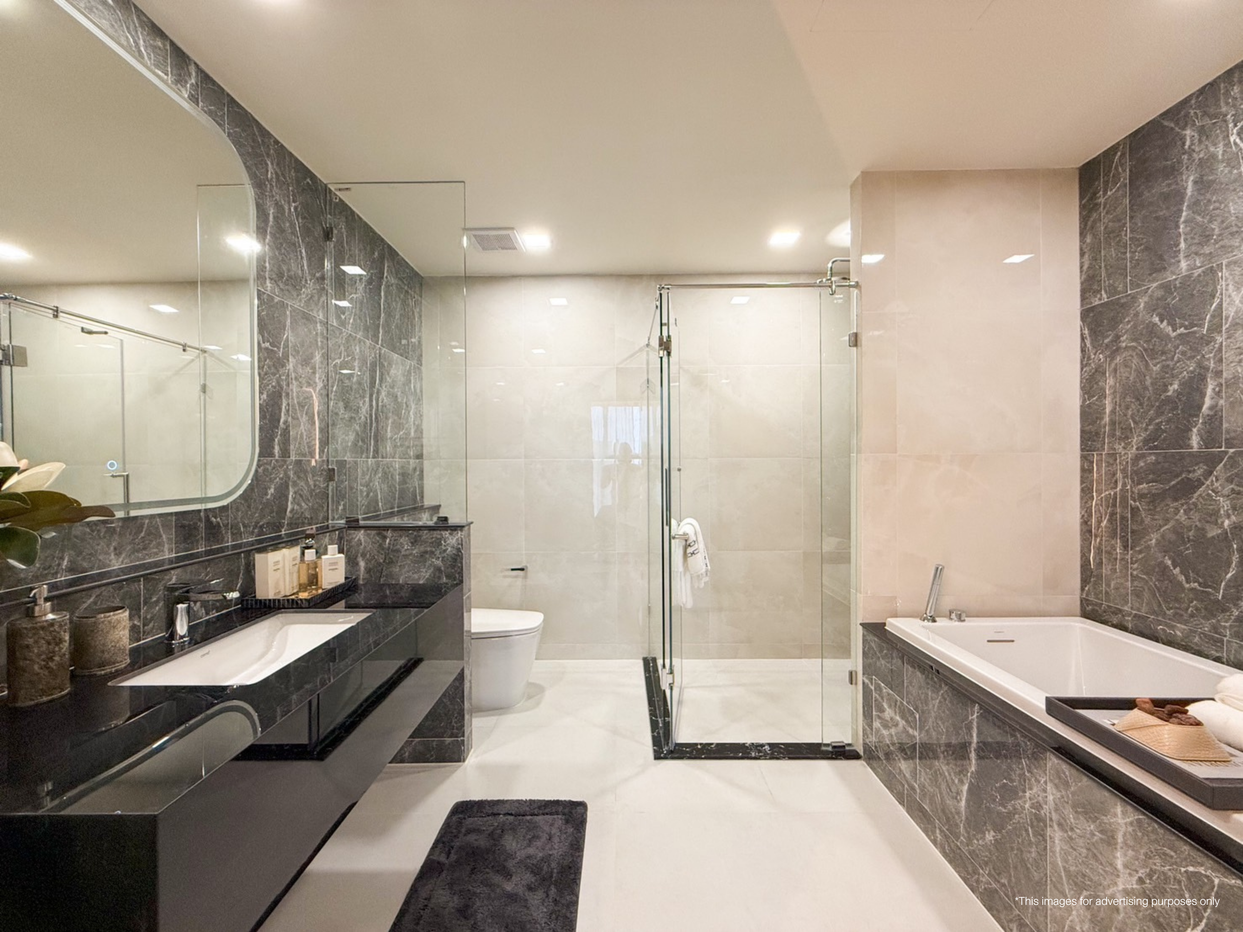 picture Aquarous Jomtien Pattaya 2-Bedroom Executive for Sale - 16/18