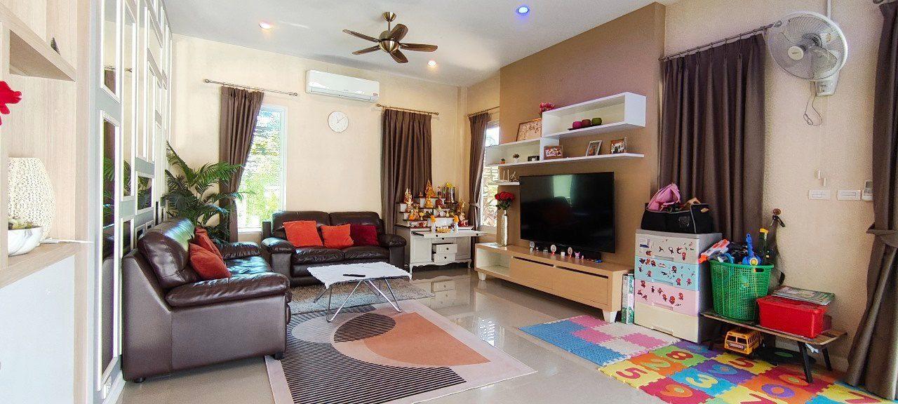 picture 3 Bedrooms Pool Villa in Huay Yai for Sale - 4/24