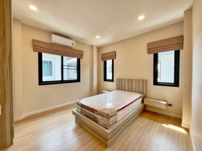 picture East Pattaya House 3 Beds for Sale - 9/11